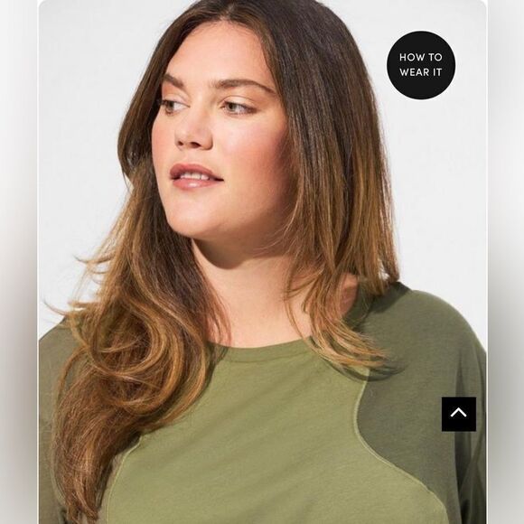 Torrid Vintage Cotton Jersey Crew Neck
Wavy Seam Relaxed Crop Tee - Picture 3 of 6